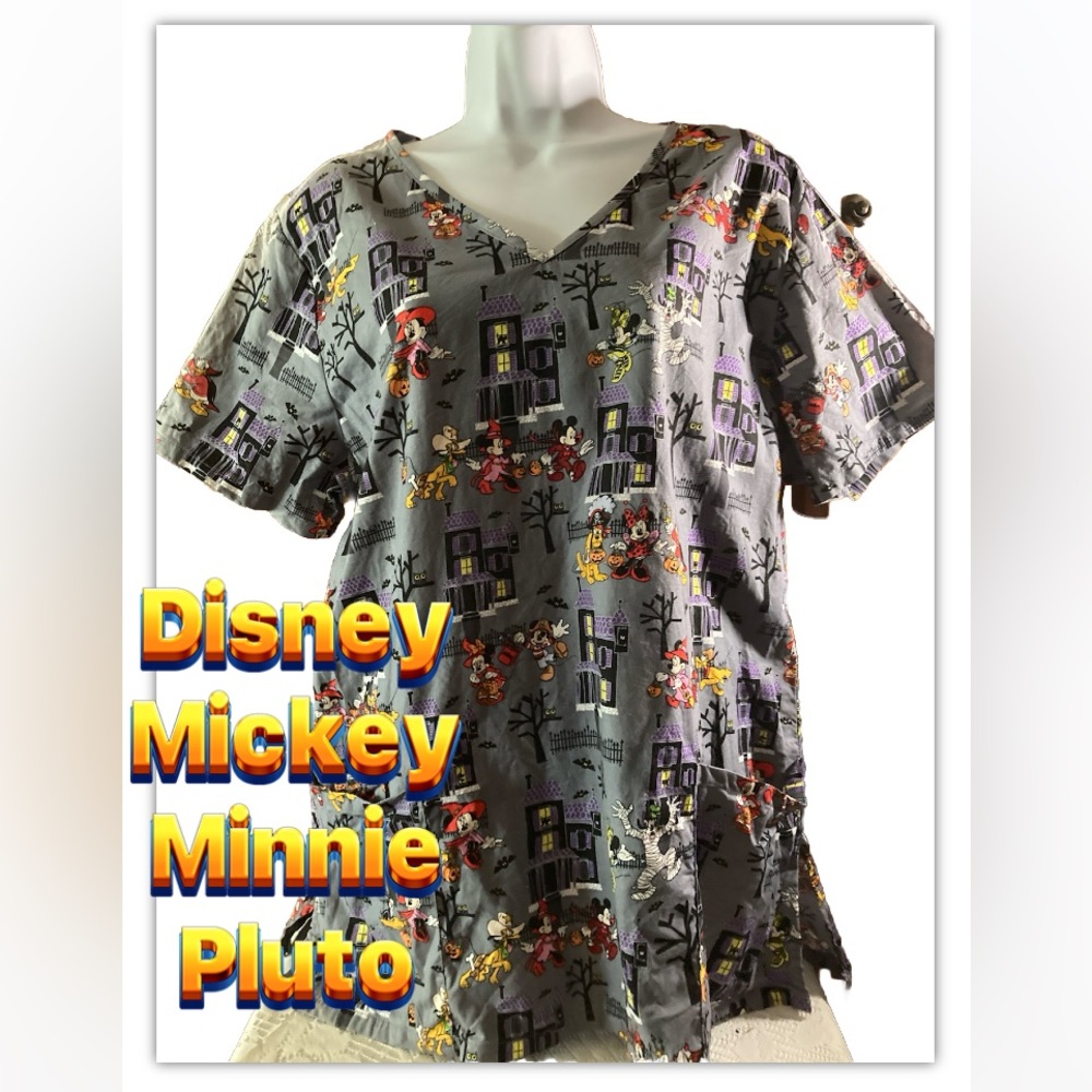 Disney Halloween Womens L Large Scrub Top Mickey Minnie Pluto Haunted